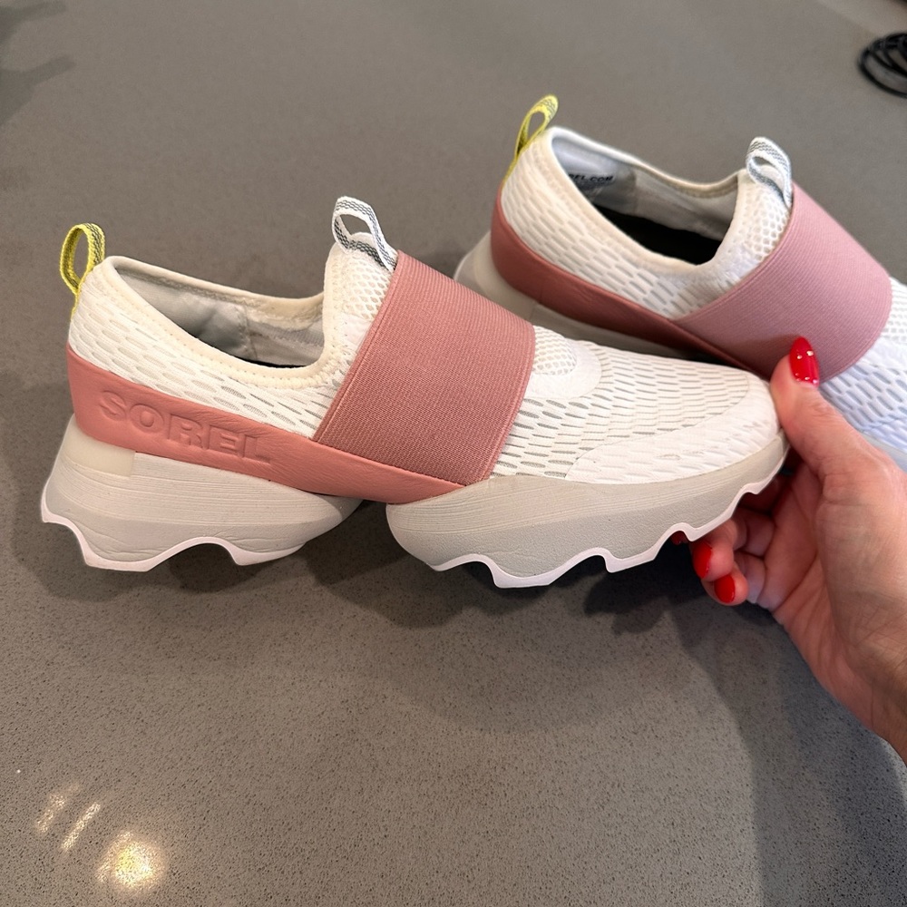 Sorel women’s slip on tennis shoes, size 7.5